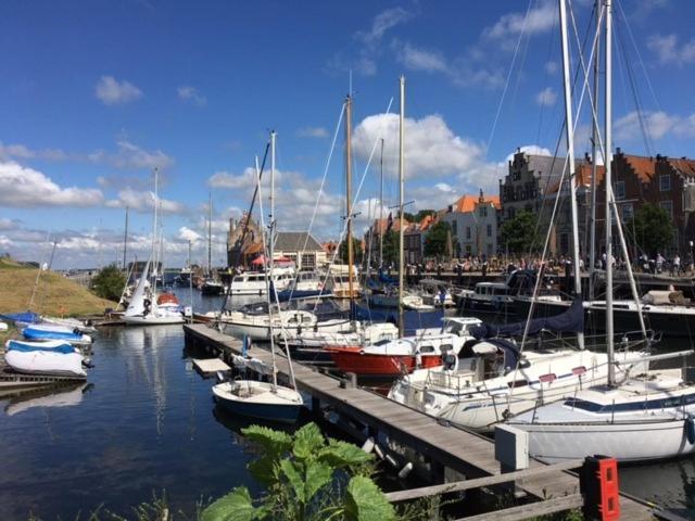 Appartement Aan Jachthaven Met Zicht Op Veerse Meer Arnemuiden Exterior photo